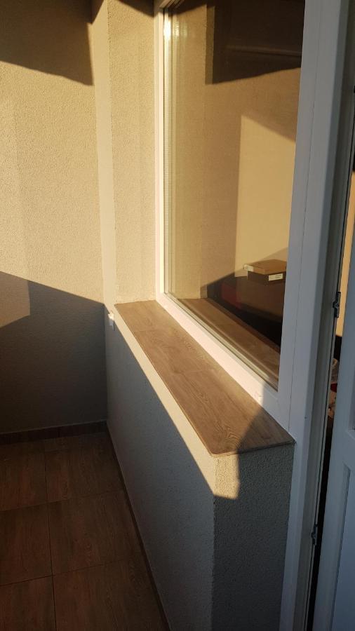 Lux Apartment Montana Eksteriør billede